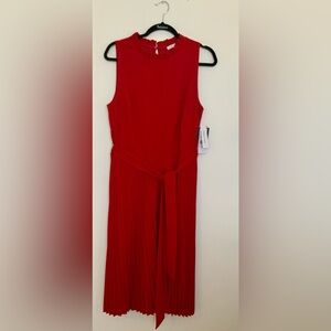 Red Sandra Darren dress